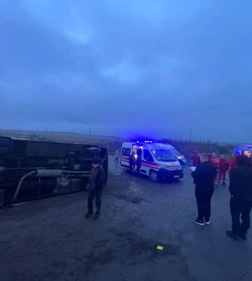 У ДТП з рейсовим автобусом на Львівщині постраждали 16 людей