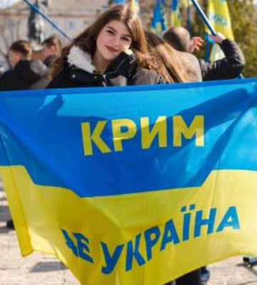 Патріотичну акцію «Вільні та нескорені» організували студенти Класичного університету Тернополя