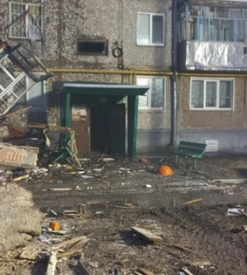 У Сумах ліквідовують наслідки удару «Шахеда» по житловому будинку