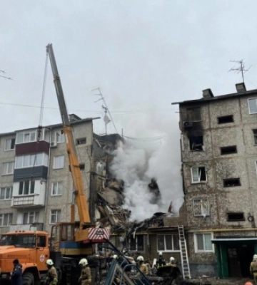 У Сумах «Шахед» влучив у третій поверх багатоповерхівки, сусідні під&#039;їзди доведеться зносити