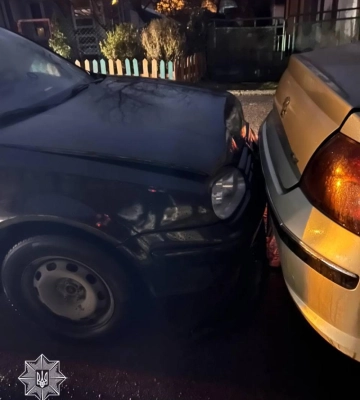 У Рівному жінка подумала, що її автівку вкрали, а вона натомість скоїла ДТП