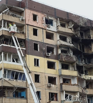У Сумах &quot;шахед&quot; влучив у багатоквартирний будинок