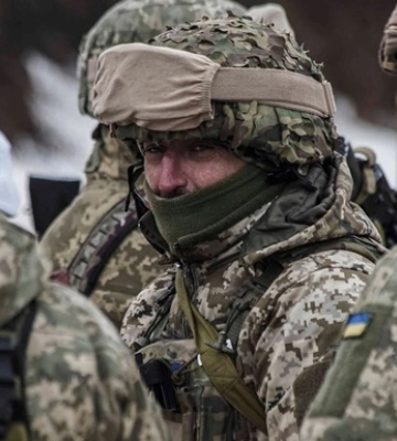 У 70% українців є близькі, які воювали чи воюють на фронті - опитування