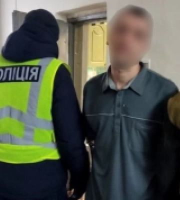 Сидячи у СІЗО ошукали 20 людей: на Рівненщині викрили шахраїв (ФОТО)