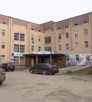 Тривали 16 годин: на Хмельниччині після тяжких пологів померло немовля