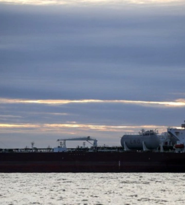 Південна Корея розслідує походження російської нафти, яка ймовірно потрапила в країну, — Bloomberg