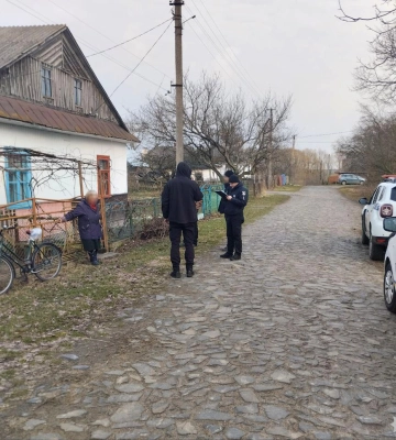 Мотокоса, металеві вироби та велосипеди: трьох жителів Рівненщини викрили на крадіжках