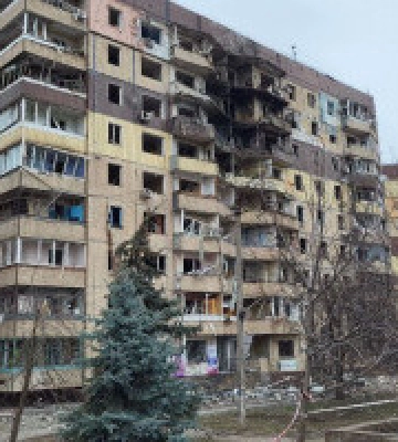 Кількість загиблих внаслідок удару по багатоповерхівці у Кривому Розі зросла до 5 осіб