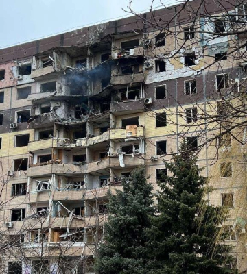 Для криворіжців, які постраждали через ракетну атаку, виділили 20 мільйонів гривень