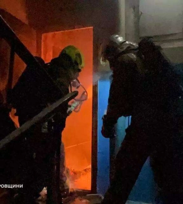 У Дніпрі під час пожежі врятували чоловіка, жінка загинула