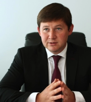Начальник Київського метро Віктор Брагінський написав заяву на звільнення. Журналісти знайшли у нього незадеклароване майно