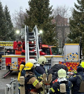 На базі Надвірнянського коледжу відбулися тренування гасіння пожеж