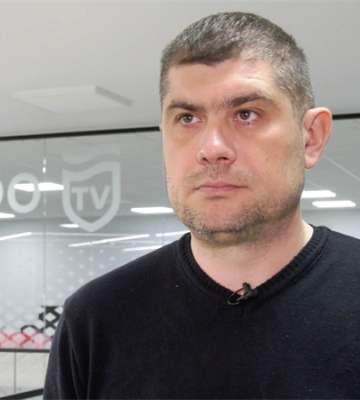 Нічна пожежа: у Дніпрі на підприємстві згоріли дві автівки
