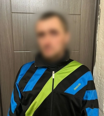 На Салтовке в ТЦ ограбили мужчину: вора задержали