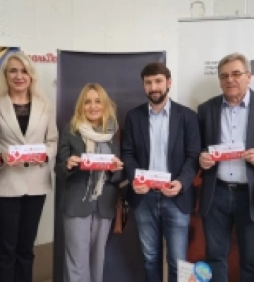 У Львові донори крові можуть отримати безкоштовні квитки в театр чи музей: як працює це рішення