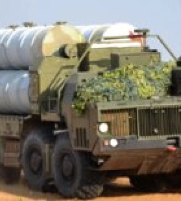 РФ ударила из С-300 по Золочеву под Харьковом: уничтожены помещения общежития и скорые