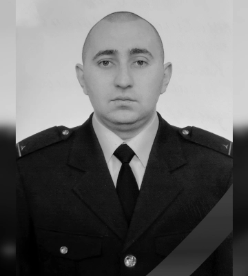 В Одесі люди стоять в черзі, щоб здати кров для постраждалих від вранішньої атаки рф - Кіпер
