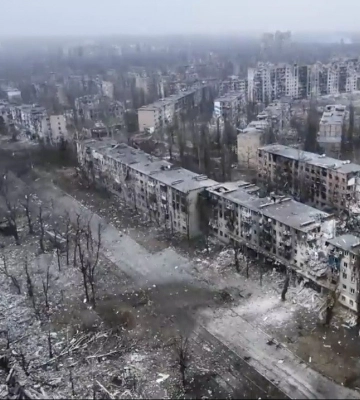 «ДНР» выдает медали оккупантам за «освобождение» городов, превращенных в руины