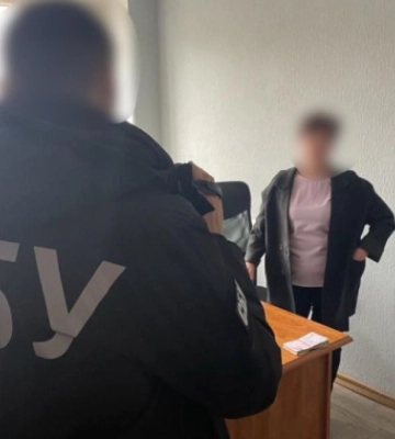 75 000 грн за размещение торговых точек: в Черкассах на взятке погорела директор КП