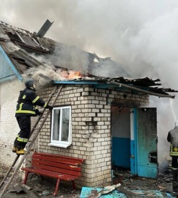 Доба на Харківщині: внаслідок влучання &quot;Шахеда&quot; у Козачій Лопані пошкоджено об’єкт критичної інфраструктури. ФОТО