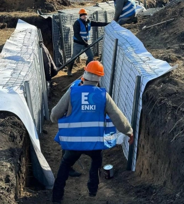 Фахівці з Полтавщини будують фортифікації на сході