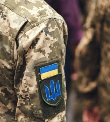 На Закарпатті чоловік намагався вчинити самогубство в приміщенні ТЦК: подробиці інциденту