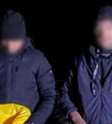 На Закарпатті затримали чоловіків, що намагалися втекти з України