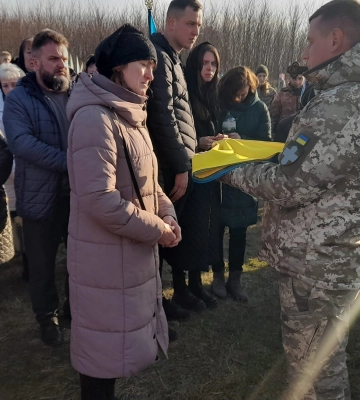 Героїчно загинув на Донеччині: на Волині попрощалися із полеглим воїном Геннадієм Кондратюком