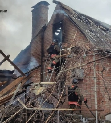 У Нікополі внаслідок обстрілу поранена жінка