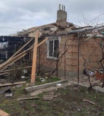 Оккупанты 8 раз атаковали Никопольщину дронами-камикадзе и из артиллерии: пострадали два человека, повреждено более 30 домов и&amp;hellip;