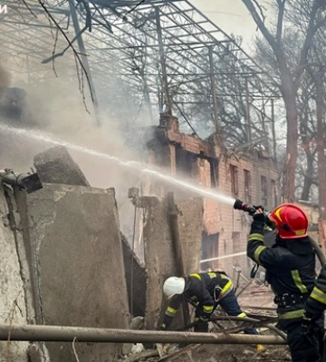 В результате удара по Одессе повреждены 64 дома