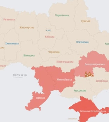 В Одессе раздались взрывы, город атакуют дроны
