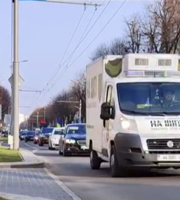 Волинь в скорботі: До Луцька «на щиті» повернулися полеглі на війні Герої. Відео