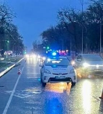 В Одесі автомобіль збив літню жінку на "зебрі"