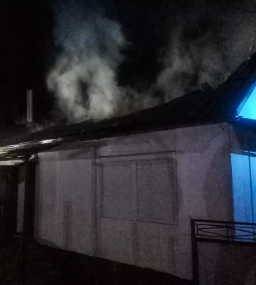 На Тячівщині горів будинок