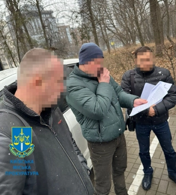 У Києві товариству заплатили півмільйона гривень за полив зелених насаджень, які ніхто не поливав