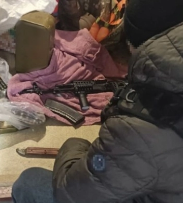Разоблачены ловкачи, продававшие &quot;трофейное&quot; оружие и взрывчатку