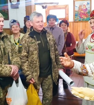 Ми сюди всі колись переїхали. Як Славутич зустрічає переселенців