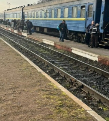 Зсув ґрунту на Хмельниччині: ремонт залізниці може тривати кілька діб