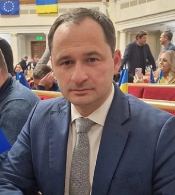 Дружина миколаївського нардепа має дохід у чотири рази більший за чоловіка Дружина миколаївського нардепа має дохід у чотири рази більший за чоловіка