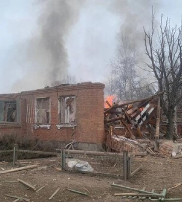 У селі Бугаївка росіяни влучили по пункту швидкої допомоги