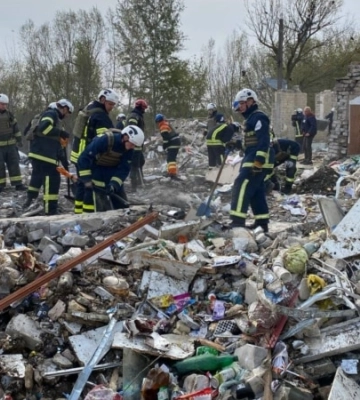 Армія РФ обстріляла селище на Харківщині, постраждали фельдшер і водій «швидкої» – ОВА