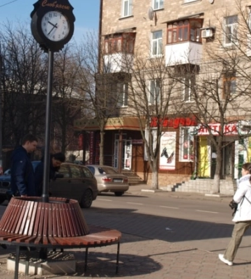 До чотирьох міст Донеччини обмежили подачу води через аварію на магістральному водогоні