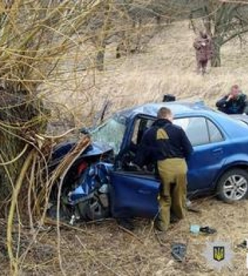 Поліція встановлює обставини ДТП на Полтавщині: травмовано четверо людей