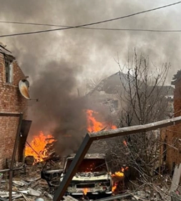 Росіяни скинули на Вовчанськ авіабомби: поранено чоловіка
