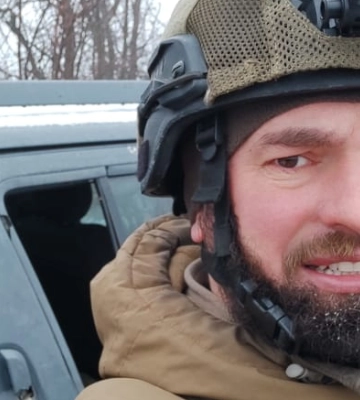 Обіцяв повернутися, щоб одружитися, та зустріли «на щиті»: Зеленський розгляне петицію про присвоєння волинянину державної нагороди