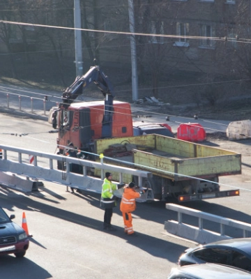 У Голосіївському районі в Києві можуть частково обмежити рух транспорту: що відомо