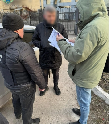 На Сумщини викрили чергову схему ухилення від мобілізації – двом зловмисникам повідомлено про підозру