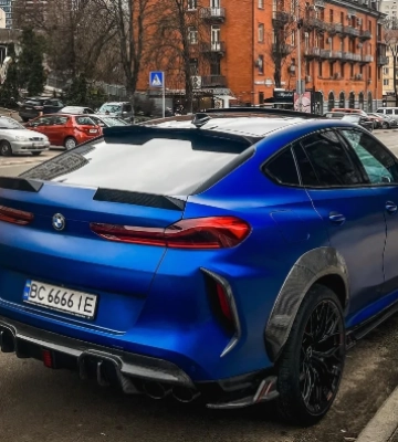 В Україні помітили потужний кросовер BMW вартістю $150 тисяч (Фото)