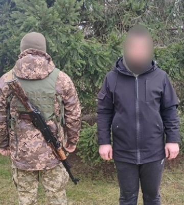 Порушник намагався дістатися з Миколаєва до Румунії велосипедом: подолав 750 км і був затриманий за 350 м від прикордоння, - Держприкордонслужба. ВIДЕО